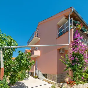 Affittacamere House Of Mile, Zara